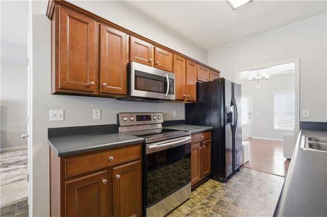 25 Village Glen, Dallas, GA 30157