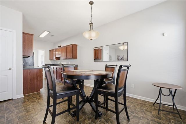 25 Village Glen, Dallas, GA 30157