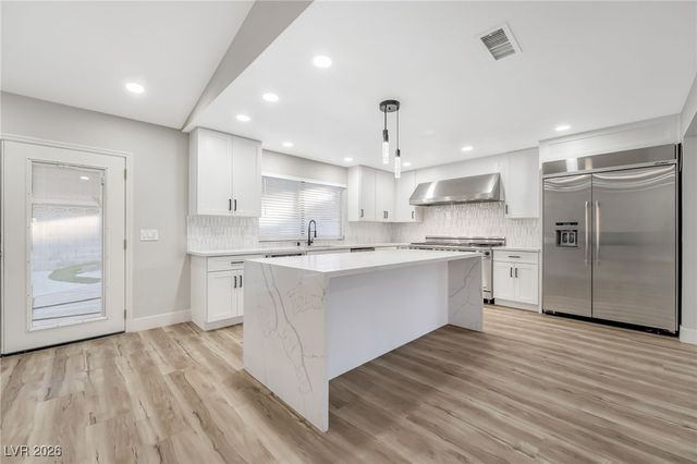 6465 Scotch Pine Circle, Las Vegas, NV 89146