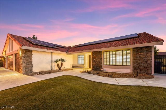 6465 Scotch Pine Circle, Las Vegas, NV 89146