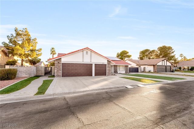 6465 Scotch Pine Circle, Las Vegas, NV 89146