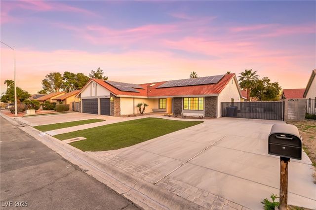 6465 Scotch Pine Circle, Las Vegas, NV 89146