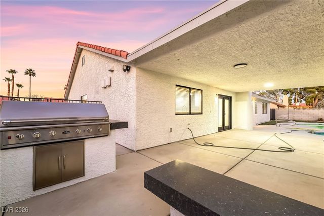 6465 Scotch Pine Circle, Las Vegas, NV 89146