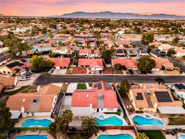 6465 Scotch Pine Circle, Las Vegas, NV 89146