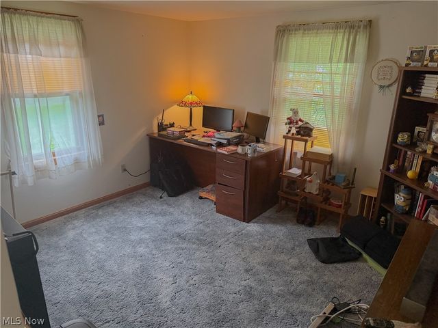 4715 New Road, Youngstown, OH 44515