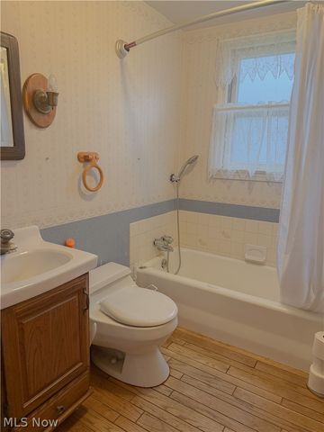 4715 New Road, Youngstown, OH 44515