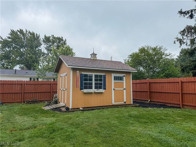 4715 New Road, Youngstown, OH 44515