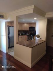 200 SE 15th Rd 7F, Miami, FL 33129