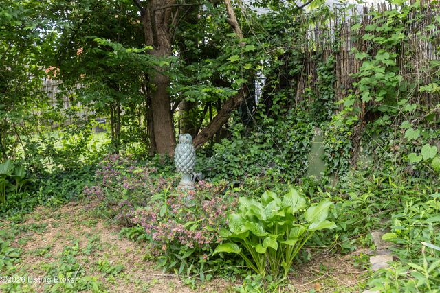 1926 Wrocklage Ave Rear, Louisville, KY 40205