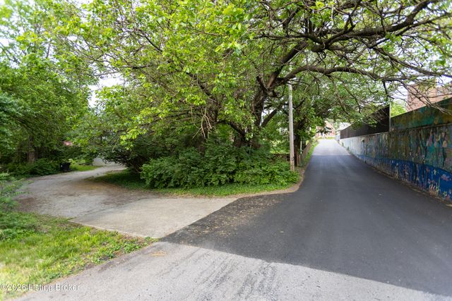 1926 Wrocklage Ave Rear, Louisville, KY 40205