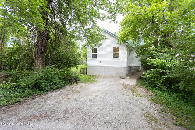 1926 Wrocklage Ave Rear, Louisville, KY 40205