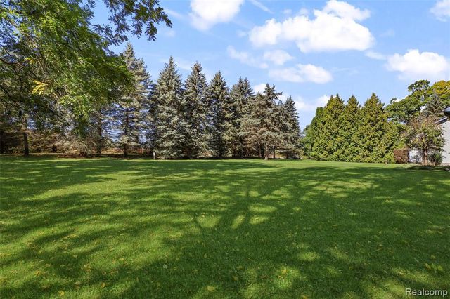 11750 Ebeling Road, Bruce, MI 48065