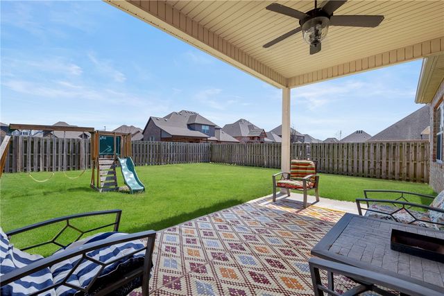 3903 SW Stonefield Street, Bentonville, AR 72713