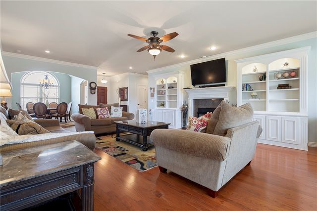 3903 SW Stonefield Street, Bentonville, AR 72713