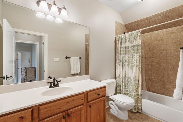 1328 BRIDGEPOINTE DR, Collierville, TN 38017