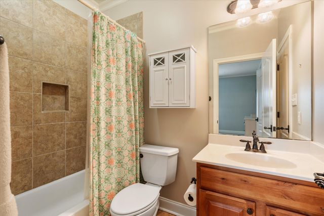 1328 BRIDGEPOINTE DR, Collierville, TN 38017