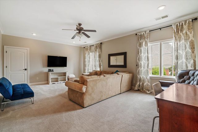 1328 BRIDGEPOINTE DR, Collierville, TN 38017