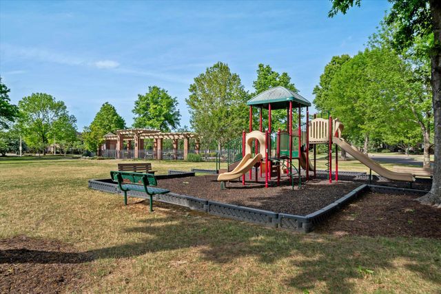 1328 BRIDGEPOINTE DR, Collierville, TN 38017