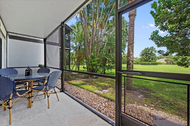 13334 Polo Club Road 226, Wellington, FL 33414