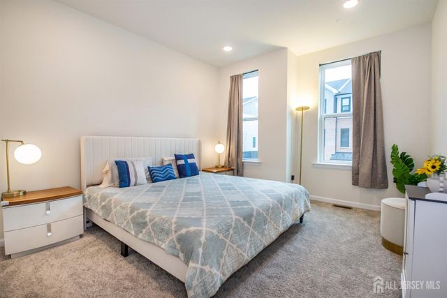 222 Jessie Place, New Brunswick, NJ 08901