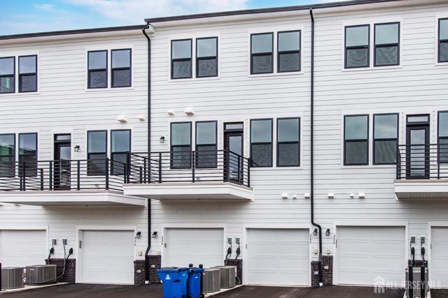 222 Jessie Place, New Brunswick, NJ 08901