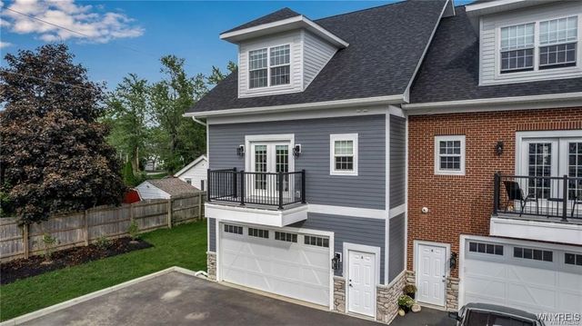 101 California Drive A, Amherst, NY 14221