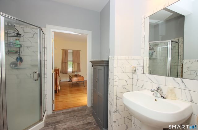 107 Meadow Brook Road 107, Oxford, CT 06478