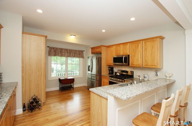 107 Meadow Brook Road 107, Oxford, CT 06478