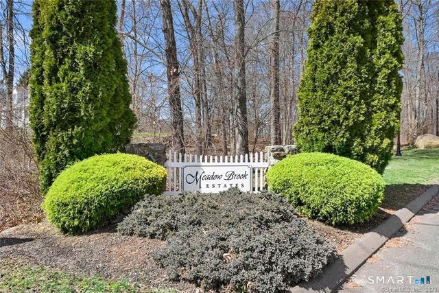 107 Meadow Brook Road 107, Oxford, CT 06478