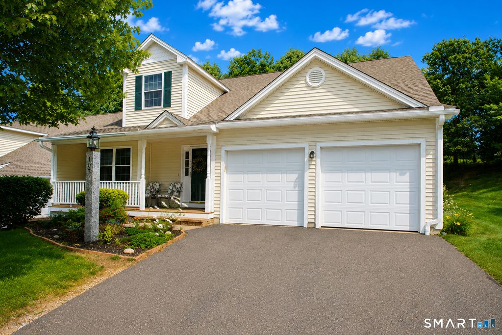 107 Meadow Brook Road 107, Oxford, CT 06478