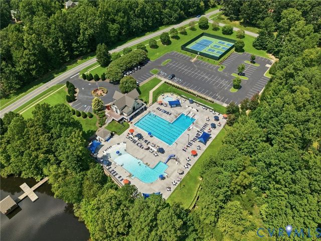 8401 Seaview Dr, Chesterfield, VA 23838