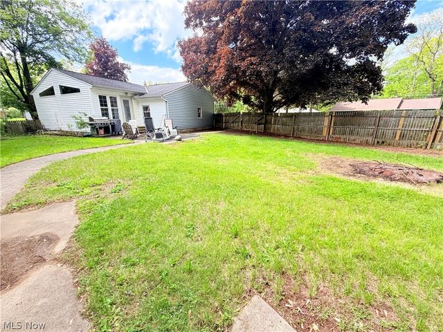 8803 Spring Valley Drive, Mentor, OH 44060