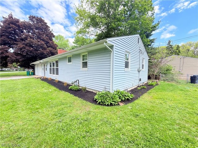 8803 Spring Valley Drive, Mentor, OH 44060