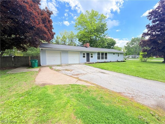 8803 Spring Valley Drive, Mentor, OH 44060