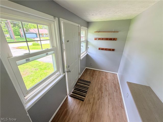 8803 Spring Valley Drive, Mentor, OH 44060
