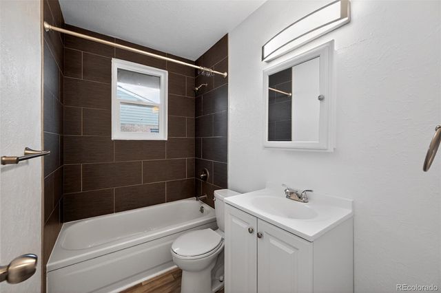 26 Newland Court, Denver, CO 80226