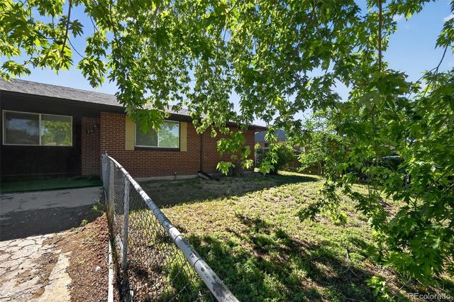 26 Newland Court, Denver, CO 80226