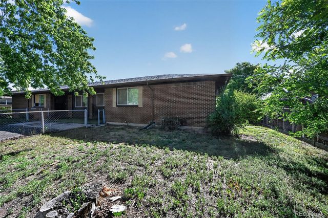 26 Newland Court, Denver, CO 80226