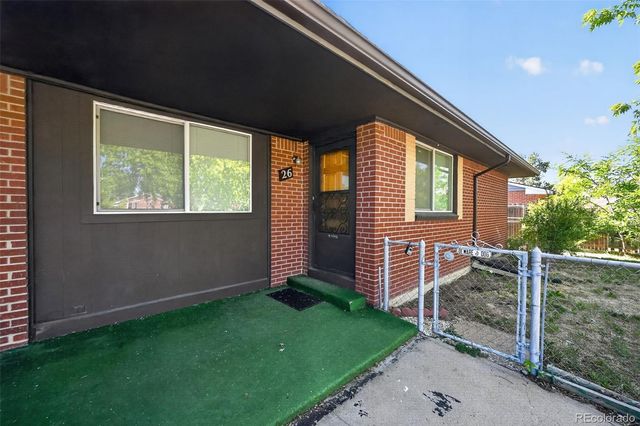 26 Newland Court, Denver, CO 80226
