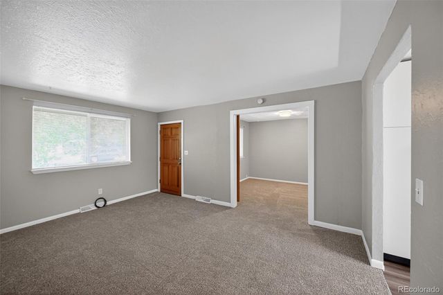26 Newland Court, Denver, CO 80226