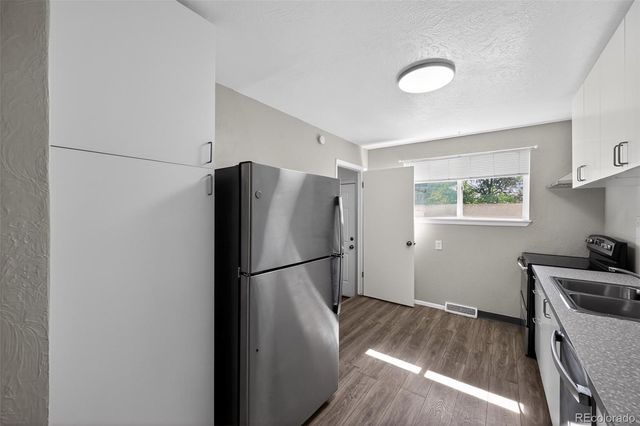 26 Newland Court, Denver, CO 80226