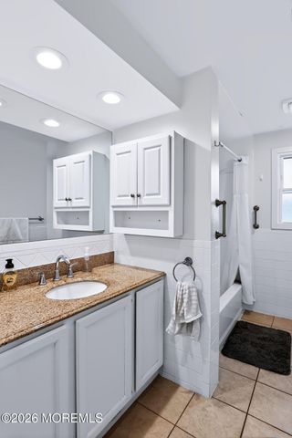 1717 1st Avenue, Toms River, NJ 08757