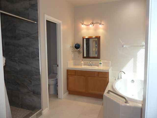 7169 W San Madele Avenue, Fresno, CA 93723