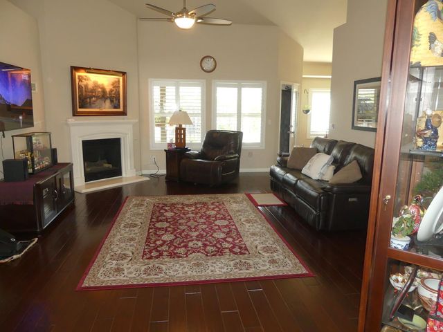 7169 W San Madele Avenue, Fresno, CA 93723