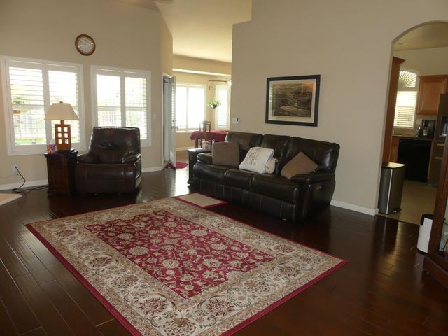 7169 W San Madele Avenue, Fresno, CA 93723