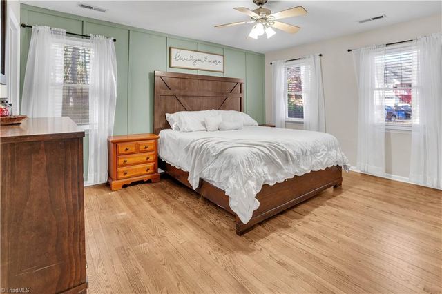 3137 Russell Way Lane, Winston-salem, NC 27127