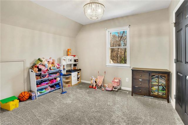 3137 Russell Way Lane, Winston-salem, NC 27127