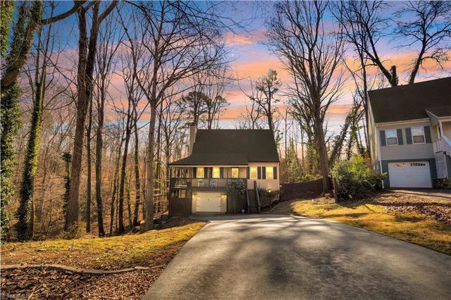 3137 Russell Way Lane, Winston-salem, NC 27127