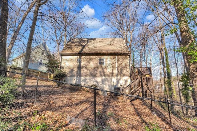 3137 Russell Way Lane, Winston-salem, NC 27127