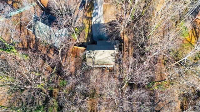 3137 Russell Way Lane, Winston-salem, NC 27127